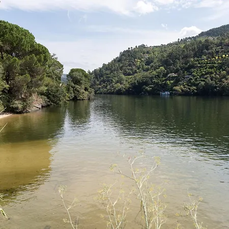 בית חווה Quinta Da Ribeirinha - Douro River *