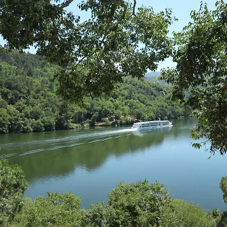 Quinta Da Ribeirinha - Douro River *