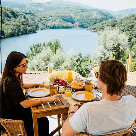 Quinta Da Ribeirinha - Douro River Pacos de Gaiolo