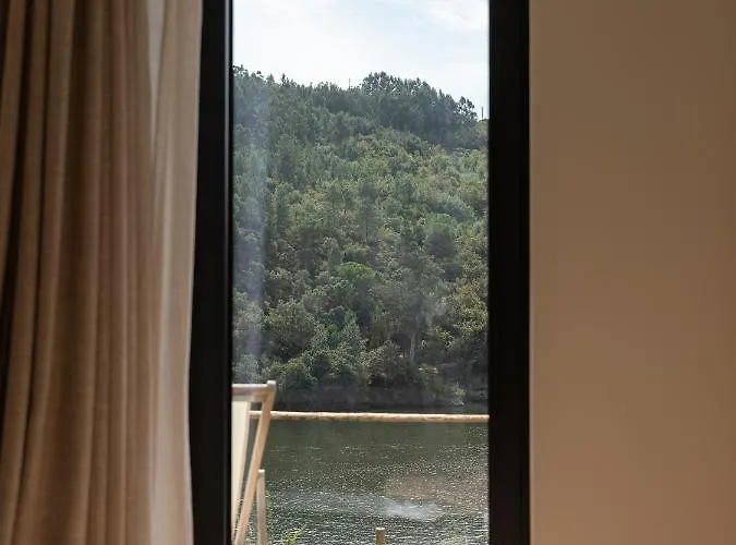 ファームステイ Quinta Da Ribeirinha - Douro River *