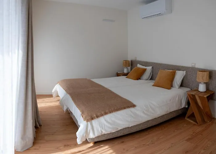 Quinta Da Ribeirinha - Douro River *