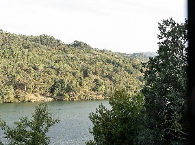 Quinta Da Ribeirinha - Douro River *