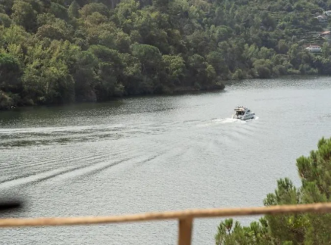 Agroturismo Quinta Da Ribeirinha - Douro River *