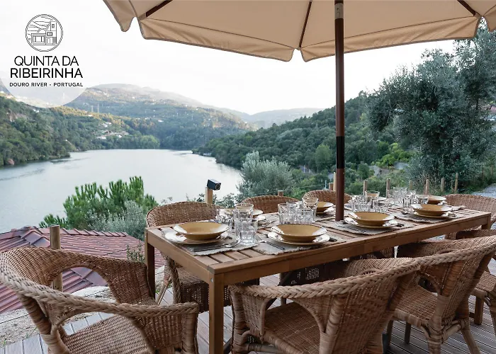 Quinta Da Ribeirinha - Douro River *