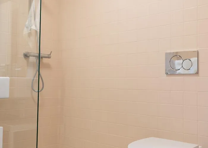 Quinta Da Ribeirinha - Douro River Farm stay *