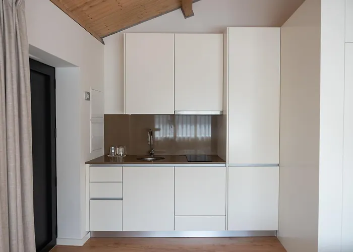 Quinta Da Ribeirinha - Douro River Farm stay