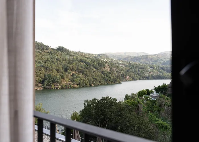 Quinta Da Ribeirinha - Douro River Agroturismo Pacos de Gaiolo