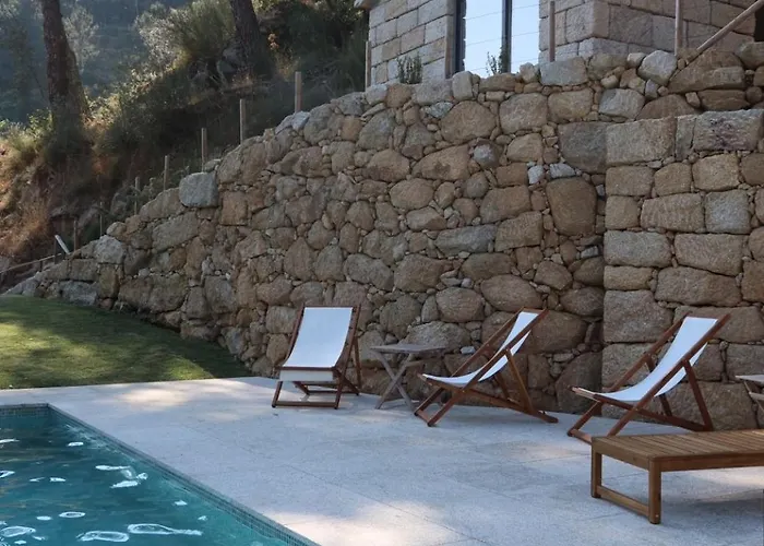 ファームステイ Quinta Da Ribeirinha - Douro River Paços de Gaiolo