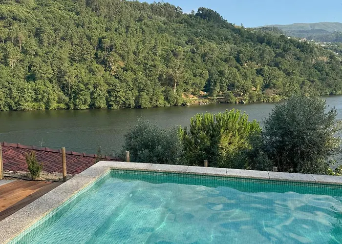 Quinta Da Ribeirinha - Douro River